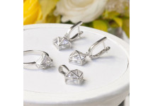 Комплект срібний Діамант каблучка, сережки та підвісок