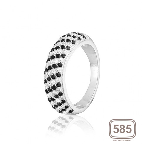 Серебряное кольцо с черными фианитами